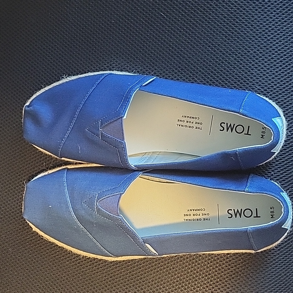 Toms shoes